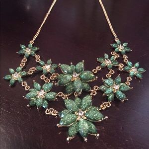Floral necklace!
